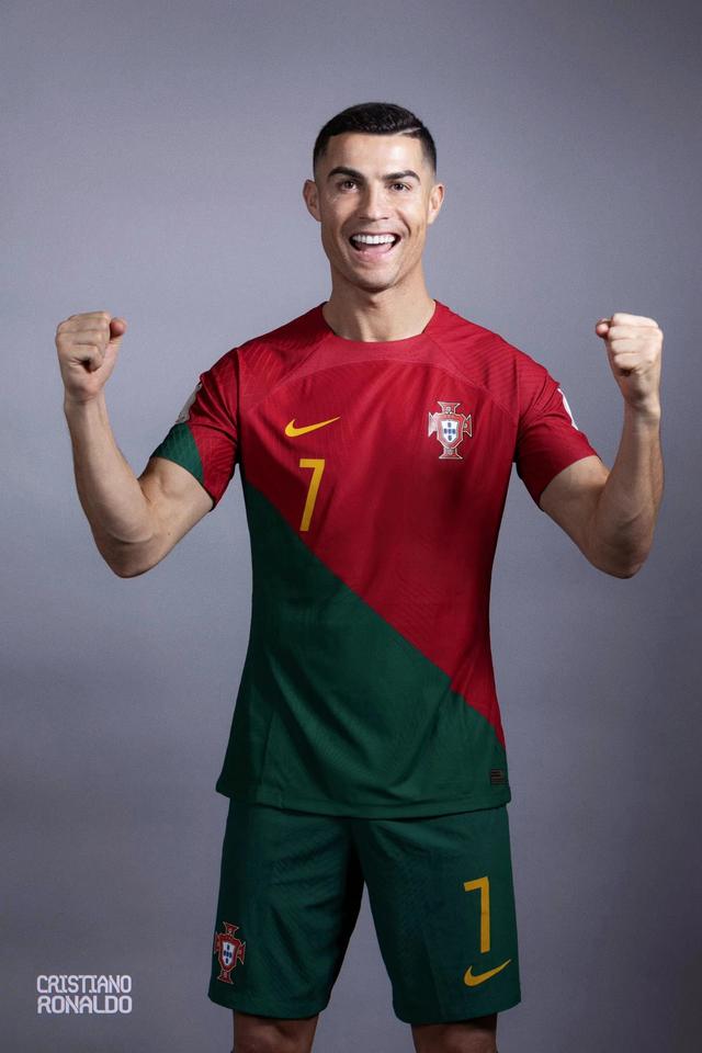 冰壶运动在 冰壶运动在