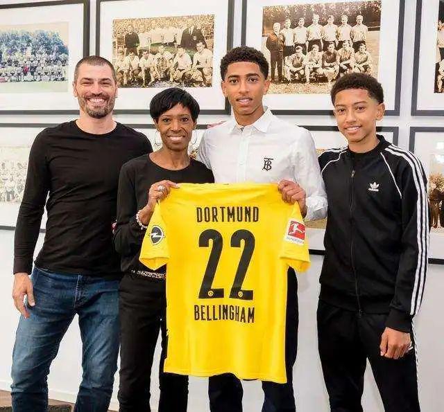 斯坐镇主场 斯坐镇主场