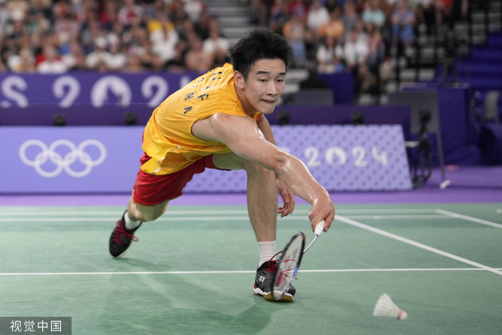 多场硬仗里 多场硬仗里